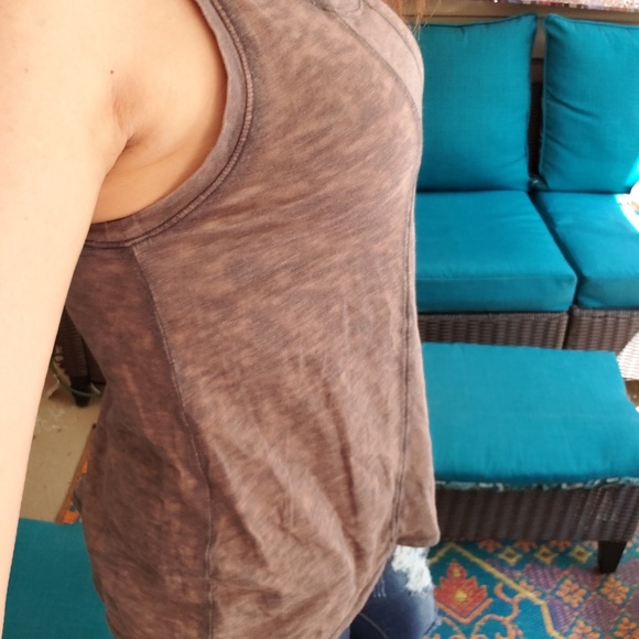 Muscle Tee - Picture 2 of 3